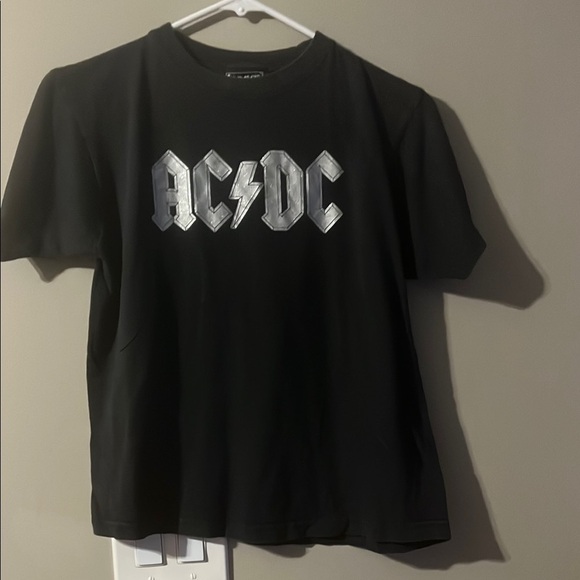 AC/DC Black T-Shirt with Silver Logo - Picture 1 of 4